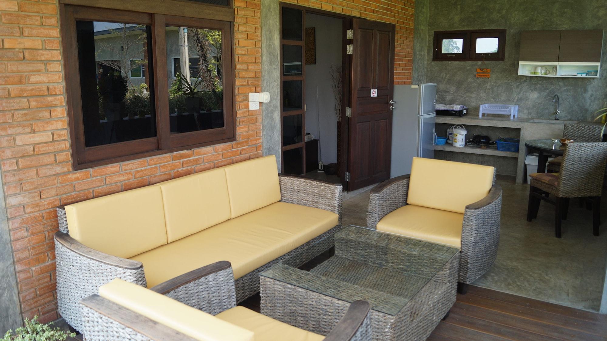 Baan Chai Thung Resort Дойсакет Экстерьер фото